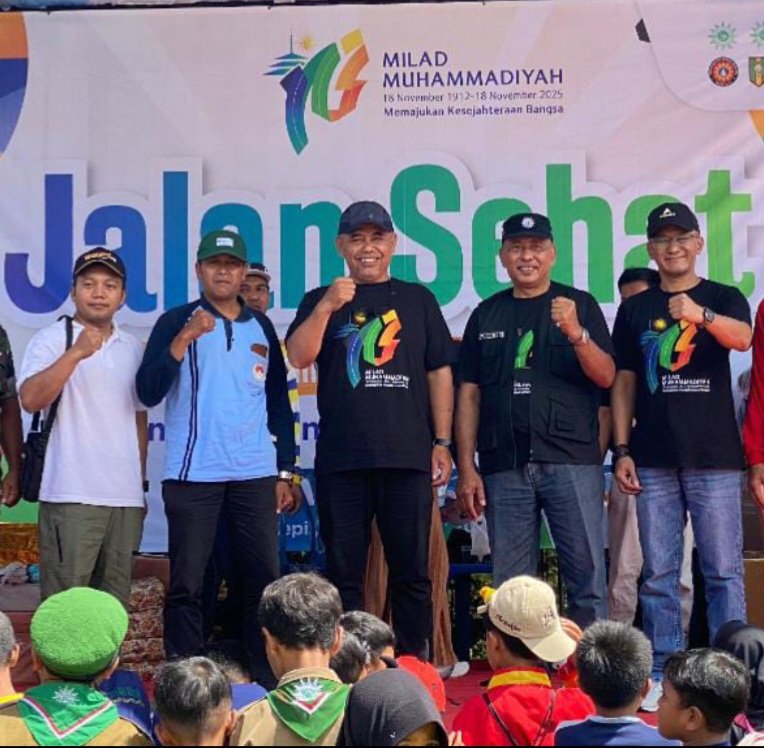 Meriah! PCM Kepil adakan Jalan Sehat dan Bakti Sosial dalam Memperingati Milad Muhammadiyah ke 113