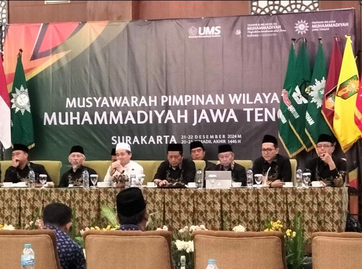 PDM WONOSOBO MENGIRIM 4 UTUSAN MENGIKUTI MUSYPIMWIL MUHAMMADIYAH JAWA TENGAH