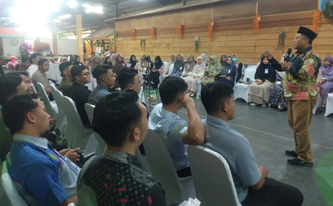 HAMAM : KADER AUM TIDAK SEMATA BEKERJA MENCARI NAFKAH, TETAPI BAGIAN DARI IBADAH DAN MENEGAKKAN DAKWAH ISLAM MELALUI AUMKES