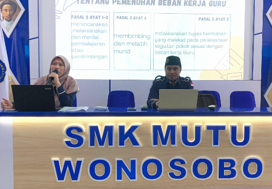 UNTUK MEMASTIKAN SEMUA PROGRAM BERJALAN LANCAR DAN OPTIMAL, SMK MUTU WONOSOBO ADAKAN RAPAT DINAS RUTIN 