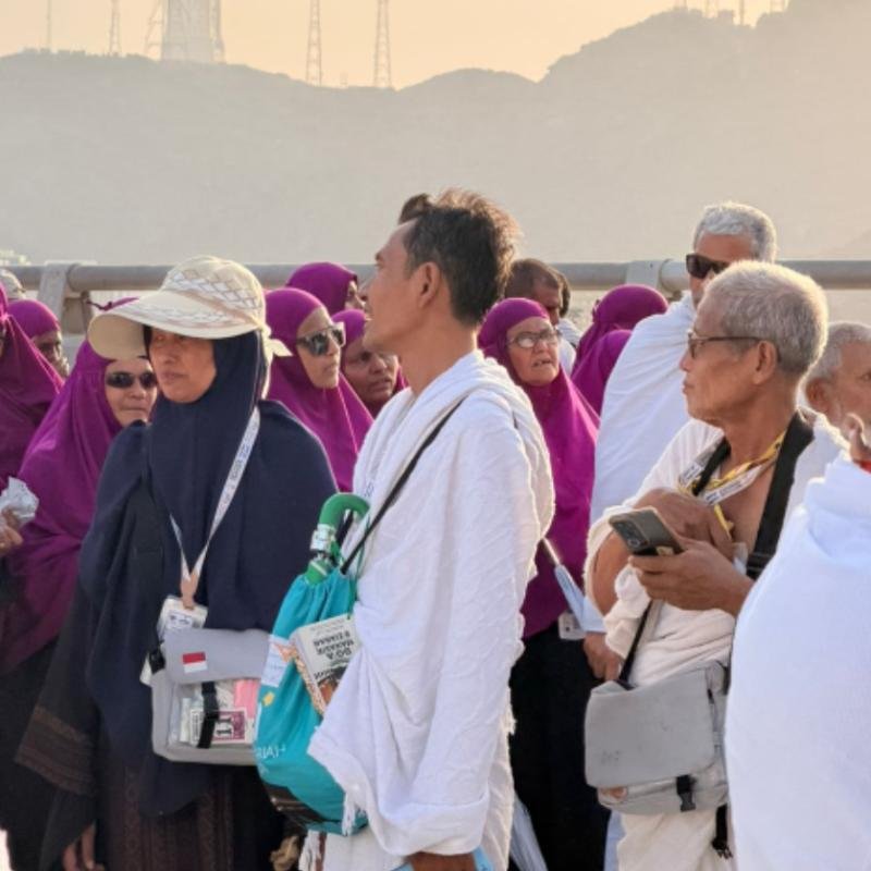 Hanya 15 Menit dari Arafah, Jemaah Gema Arafah Wonosobo Khusyuk Jamak Takhir di Muzdalifah