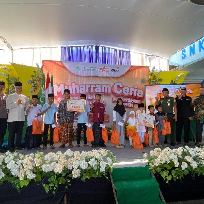 Muharram Ceria Lazismu Wonosobo Di Wadaslintang : Dari Sunatan Massal, Bedah Rumah, hingga Pemberdayaan Petani Gula Jawa