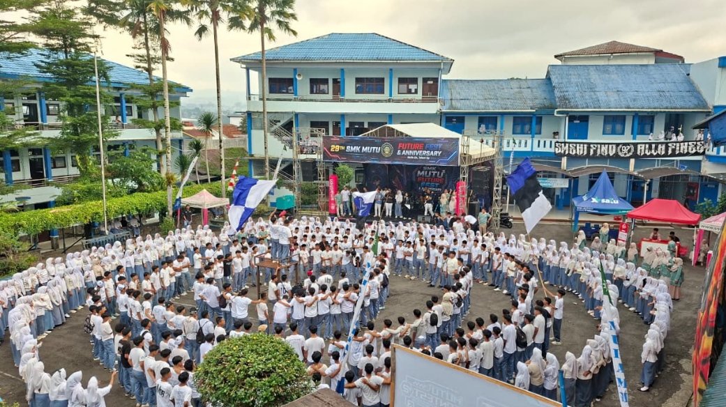 Skill On, Talent Up!” Puncak Anniversary 29th SMK Mutu Wonosobo Pecah Penuh Talenta - Gambar 9