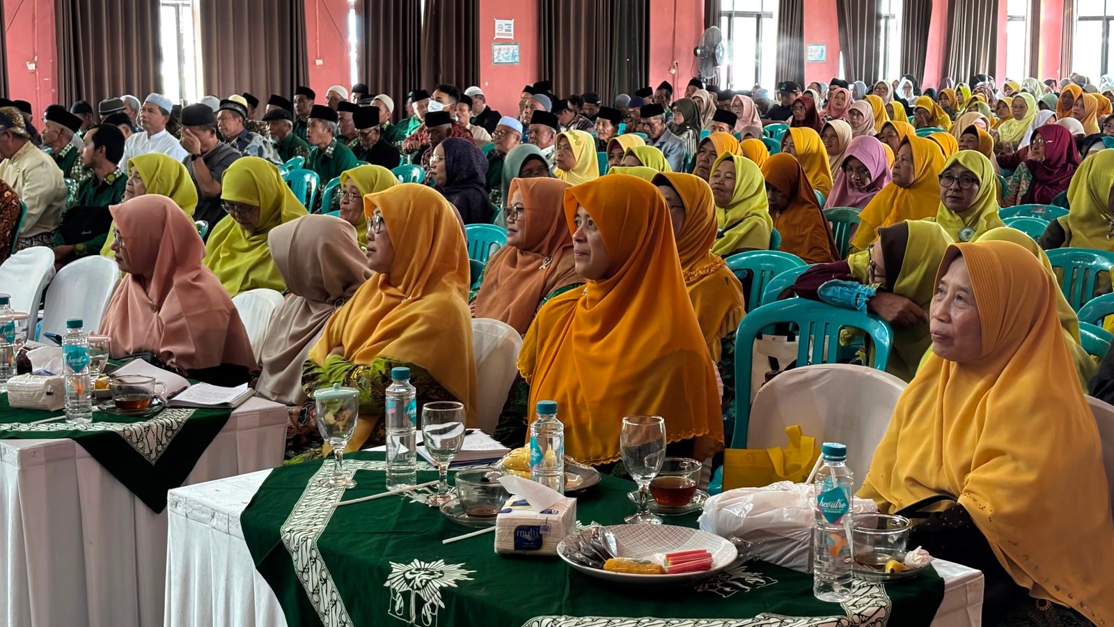 Pengajian Triwulan PCM Selomerto Hadirkan 1.000 Jemaah, Bahas Ukhuwah hingga Angka Anak Putus Sekolah - Gambar 10