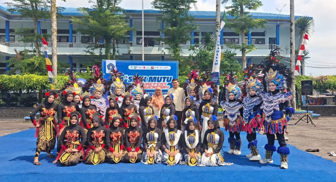 Talent Up in Tradition: Panggung Budaya Spektakuler di Anniversary SMK Mutu”  RABU, 13 Mei 2026, SMK Mutu Wonosobo - Gambar 1