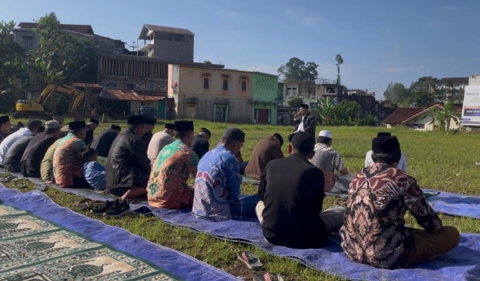 Peletakan Batu Pertama Kampus II MI Muhammadiyah Kalibeber (HAMKA), Wujud Komitmen Membangun Generasi Unggul - Gambar 9