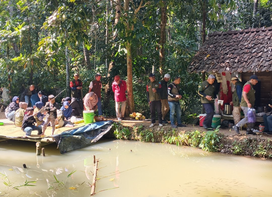 Perkuat Ukhuwah dan Lintas Organisasi, BikersMu Chapter Wonosobo Gelar Silaturahmi dan Tasyakuran di Kepil - Gambar 6