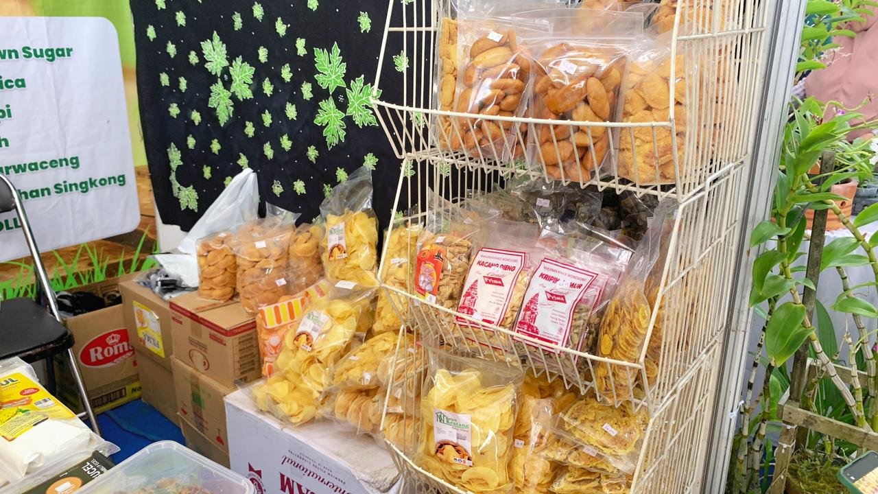 MEC SMK Mutu Wonosobo Tampil Percaya Diri di Wonosobo Expo 2026, Angkat Karya dan Semangat Wirausaha Pelajar - Gambar 7