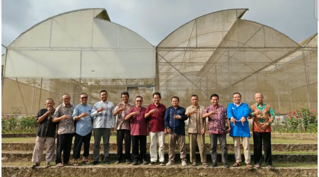 Pakar Halal Dunia Prof. Irwandi Jaswir Pantau Hilirisasi Riset PLTS Aeroponik di Al Maa'uun Epicentrum Wonosobo - Gambar 1
