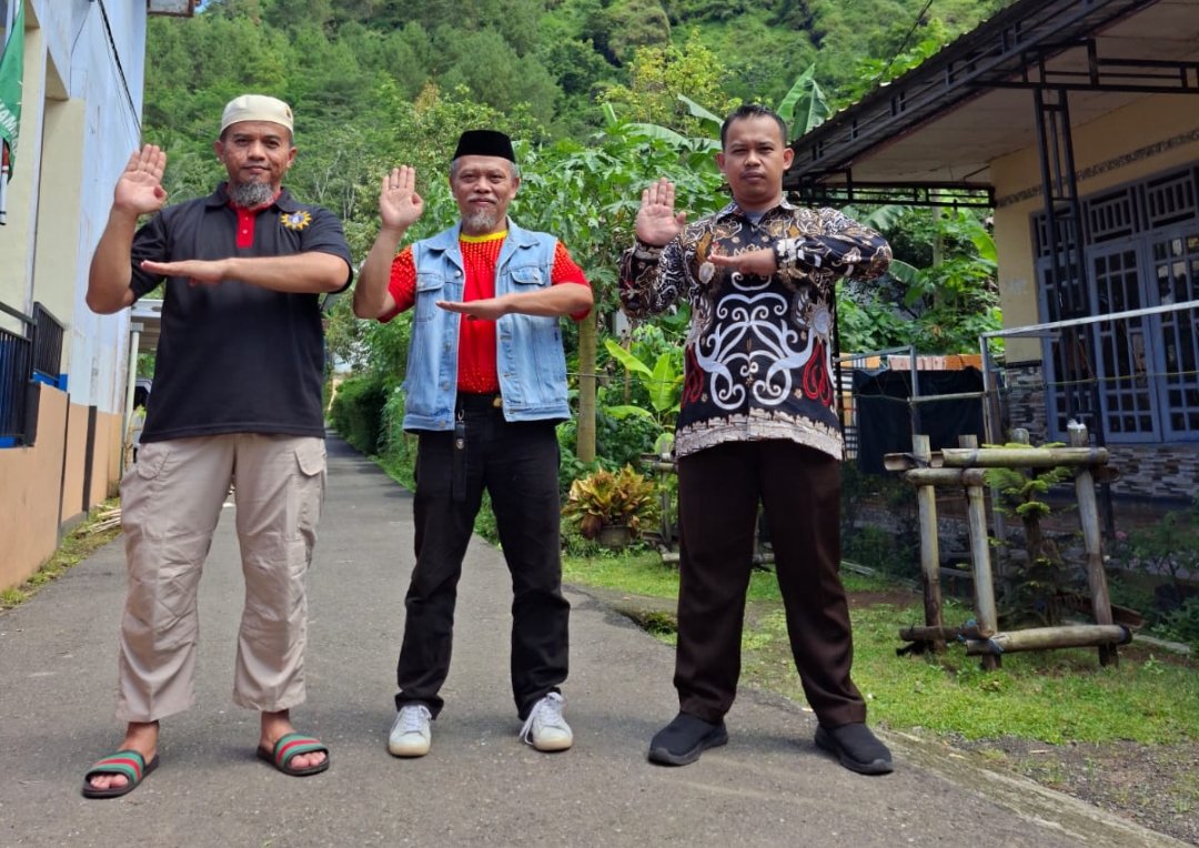 Sinergi Pendekar : PIMDA Tapak Suci Purworejo Studi Banding ke Wonosobo di Kaki Gunung Pendok Kaliwiro - Gambar 4