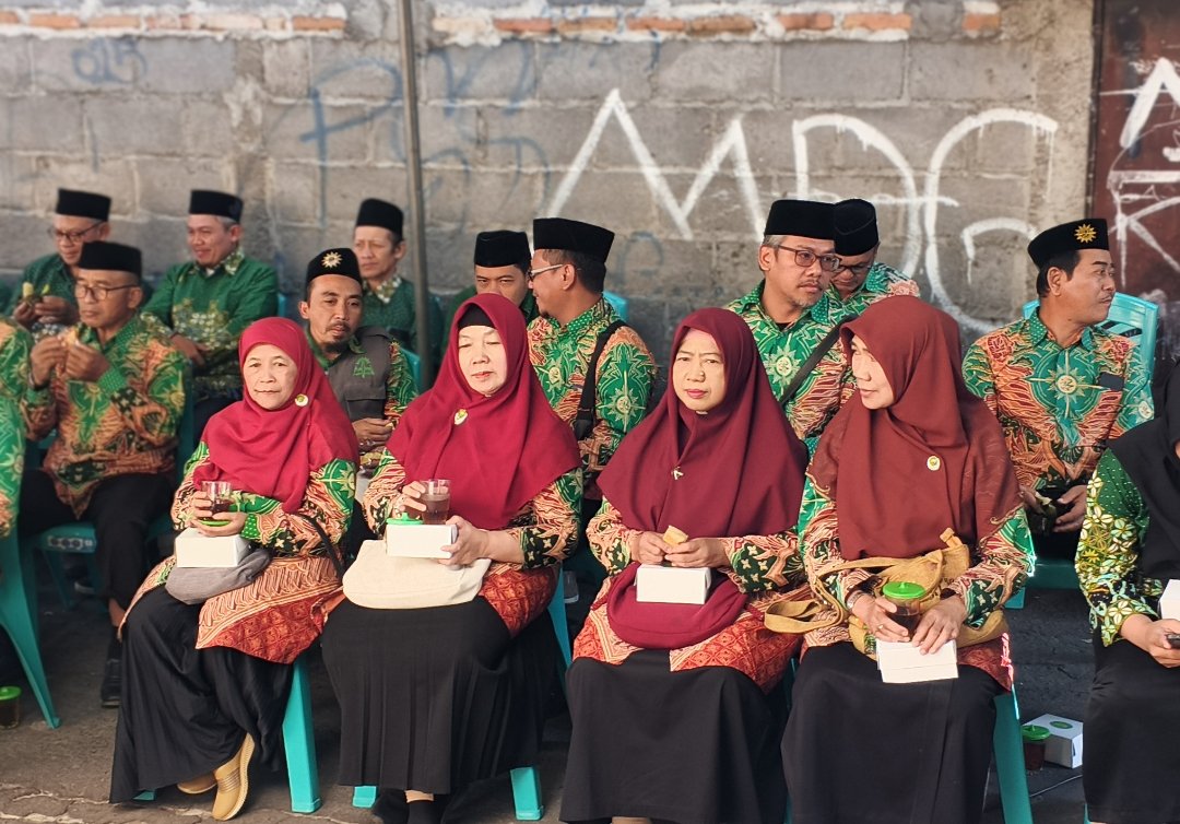 Sinergi Ekonomi Dakwah, PDM Wonosobo Rihlah dan Studi Tiru ke PRM Nogotirto Sleman - Gambar 11
