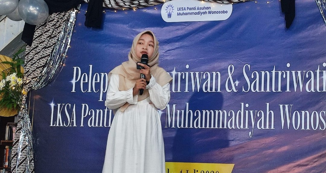 Bekal Iman dan Ilmu, LKSA Panti Asuhan Muhammadiyah Wonosobo Lepas 8 Santri Melangkah ke Masa Depan - Gambar 7