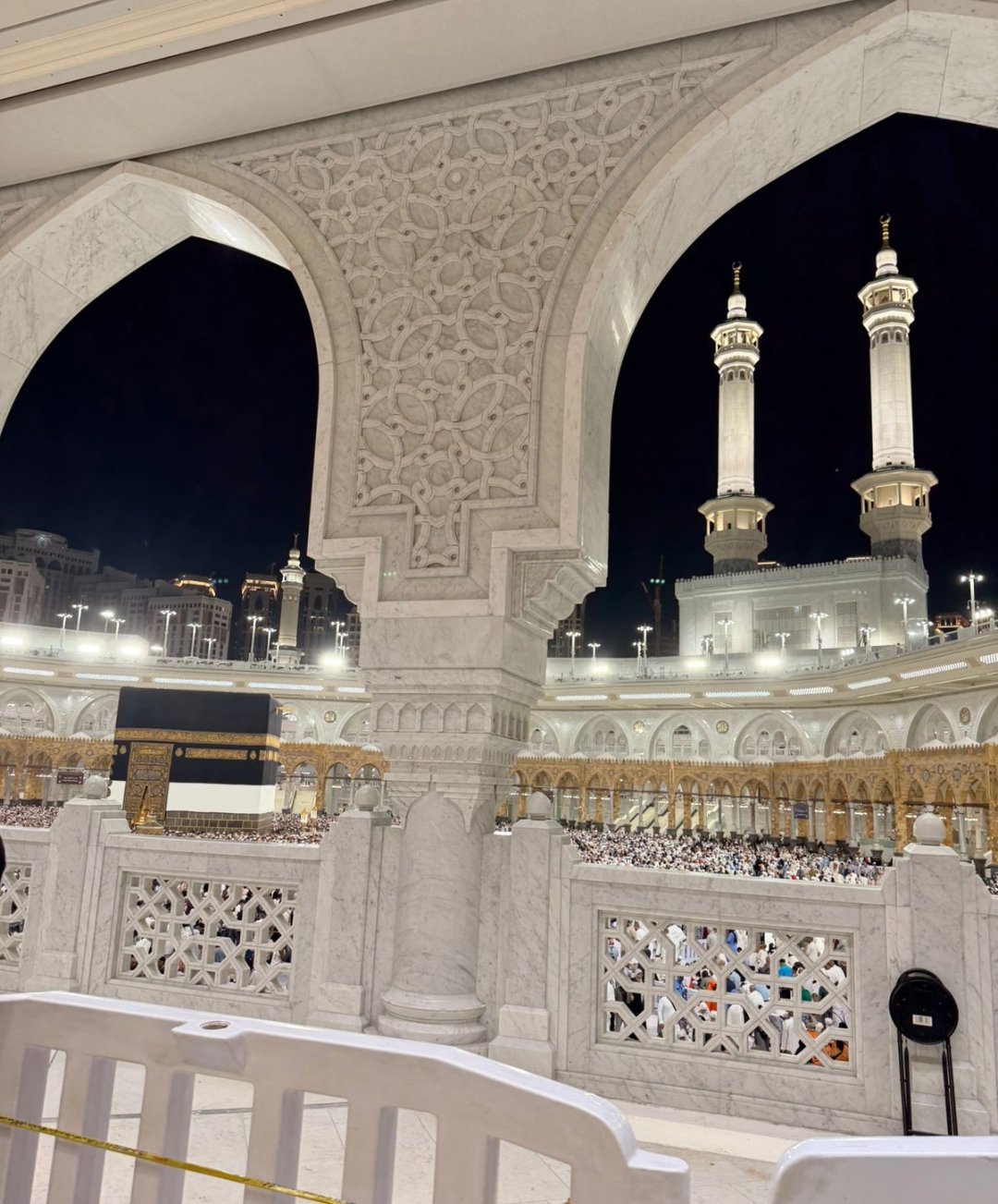 Menjemput Berkah di Sepertiga Malam, Jemaah KBIHU Gema Arafah Rampungkan Tawaf Ifadah di Bawah Langit Purnama Makkah - Gambar 2
