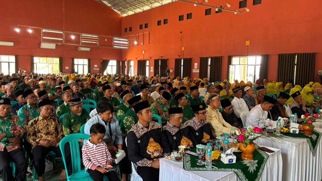 Pengajian Triwulan PCM Selomerto Hadirkan 1.000 Jemaah, Bahas Ukhuwah hingga Angka Anak Putus Sekolah - Gambar 5