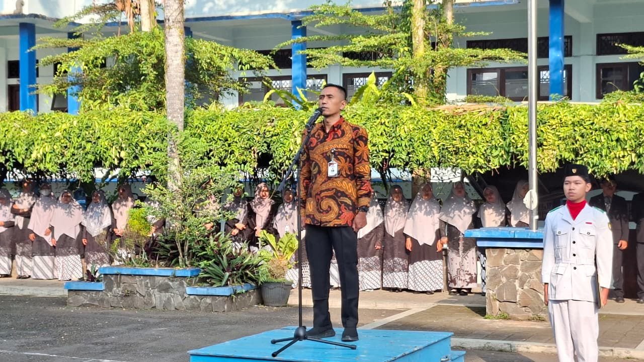 Kartini Masa Kini: Semangat Emansipasi dan Prestasi Menggema di SMK Mutu Wonosobo - Gambar 1
