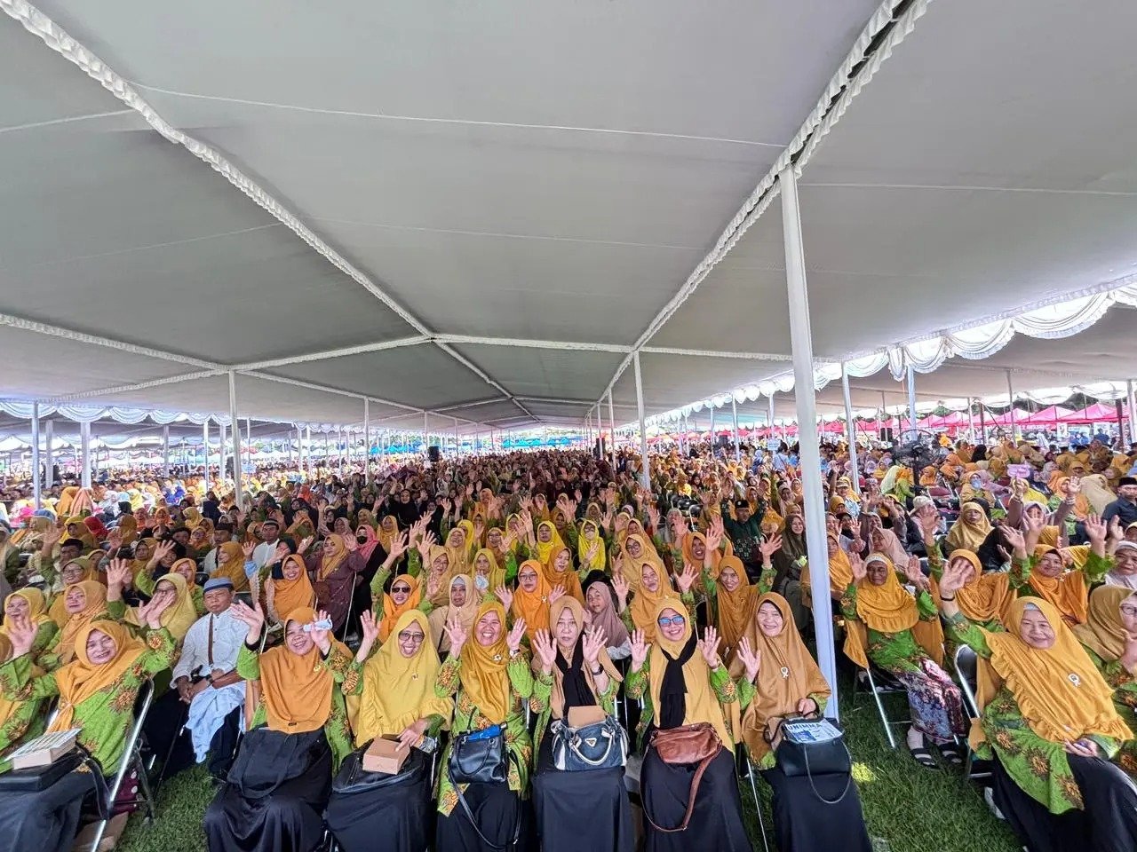 Puluhan Ribu Peserta Padati Wisata Dakwah ‘Aisyiyah se-Karesidenan Kedu di Magelang - Gambar 6