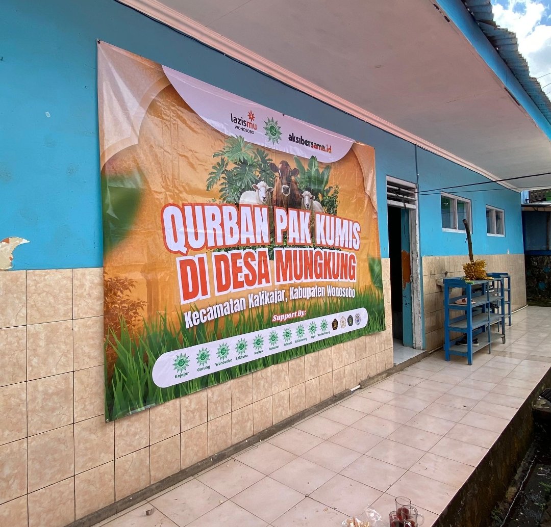 LAZISMU Wonosobo Sukses Gelar Qurban Pak Kumis di Desa Mungkung, Salurkan Sapi dan Belasan Domba - Gambar 8