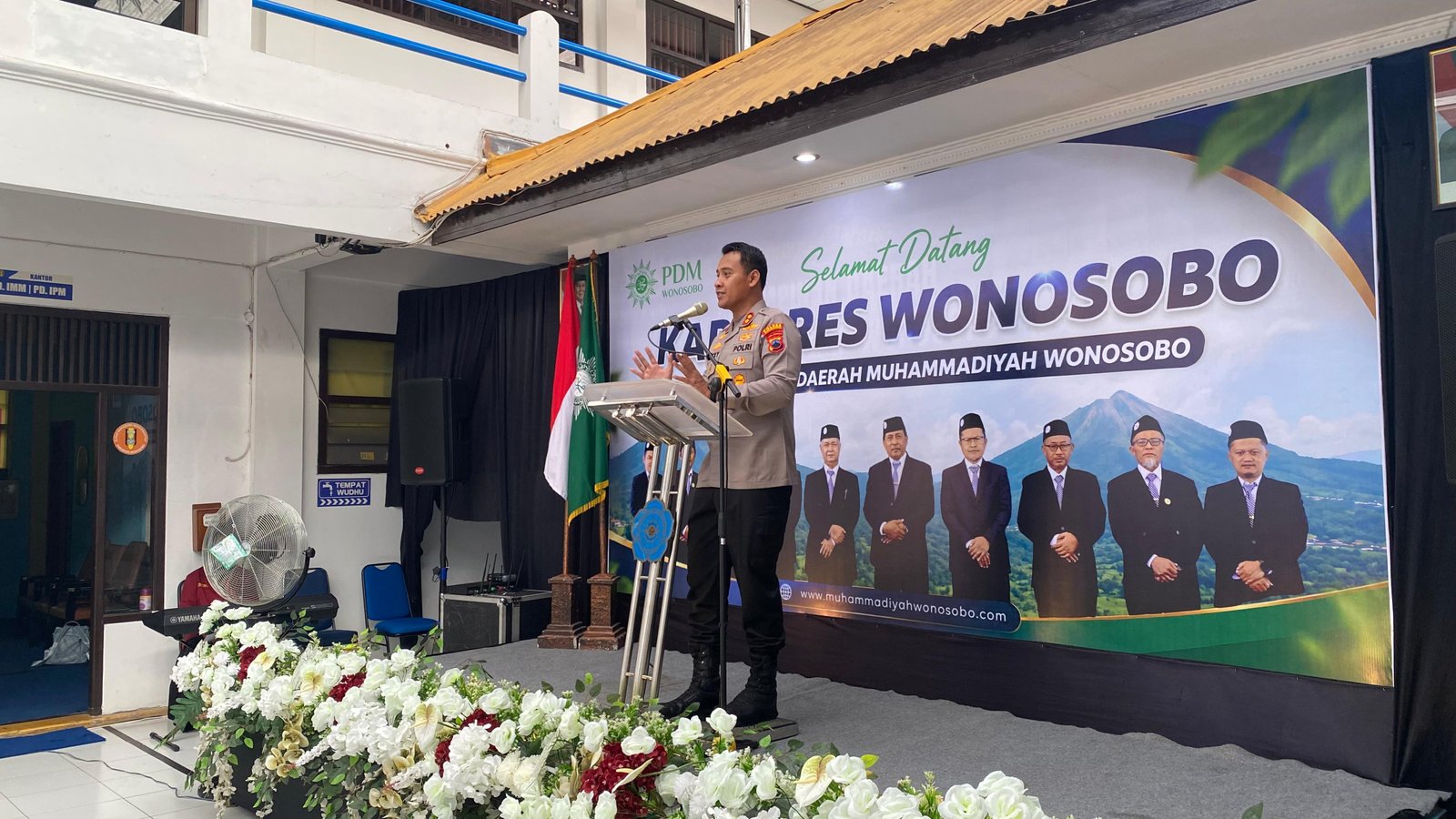 Perkuat Sinergi Dakwah dan Keamanan, Kapolres Wonosobo yang Baru Silaturahmi ke PDM Wonosobo - Gambar 3