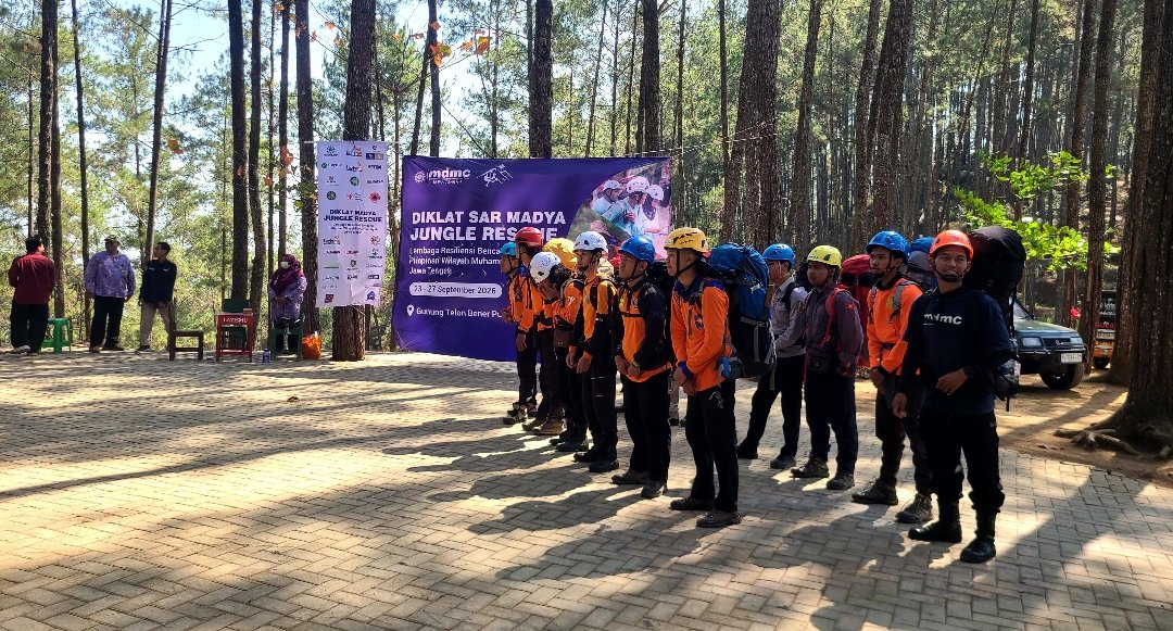 Taklukan Medan Terjal Purworejo, 15 Relawan SAR Muhammadiyah Ikuti Diklat Jungle Rescue   - Gambar 1