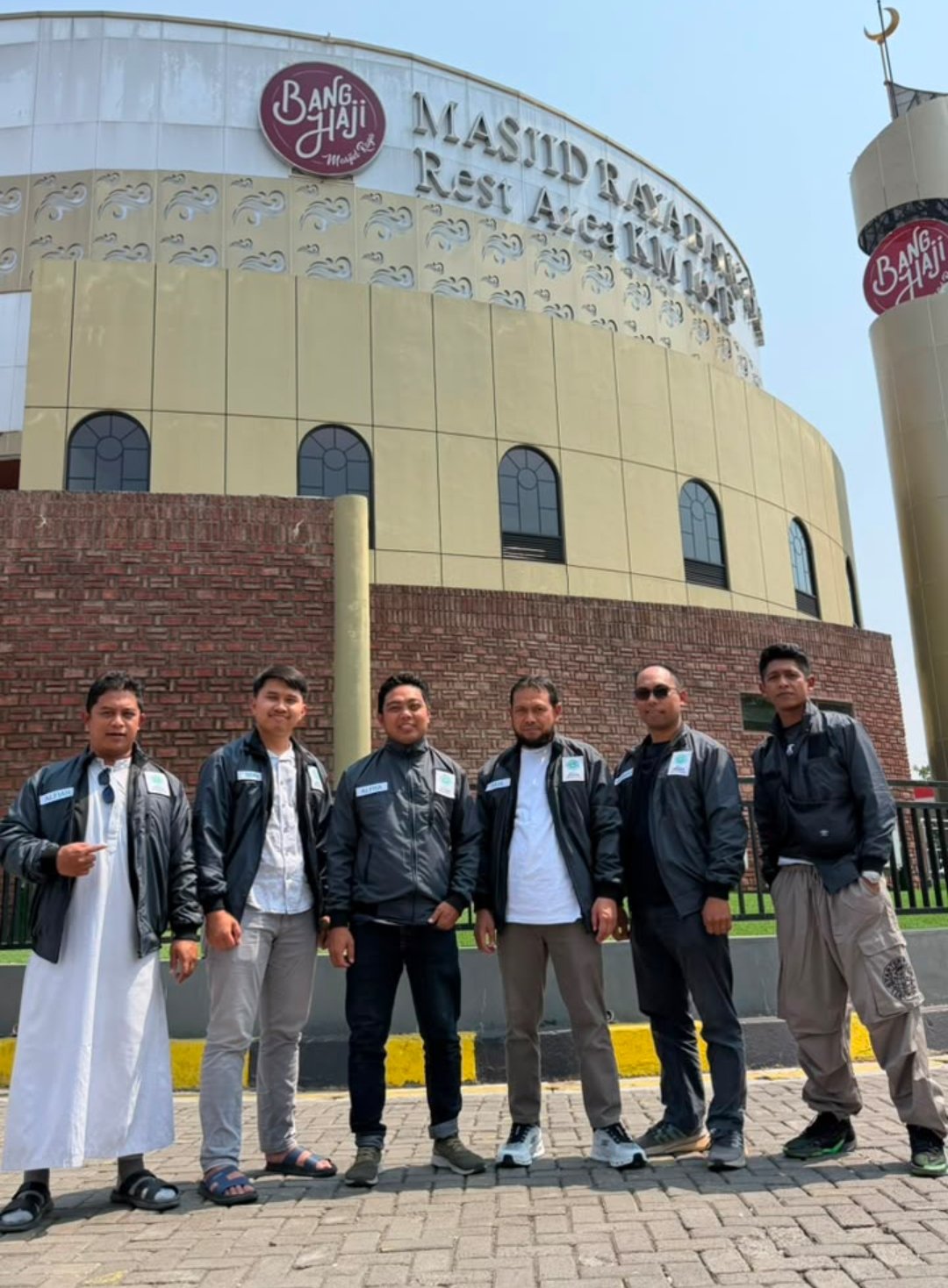 Dorong UMKM Naik Kelas, 8 Pengusaha Serikat Usaha Muhammadiyah Wonosobo Bertolak ke China - Gambar 3