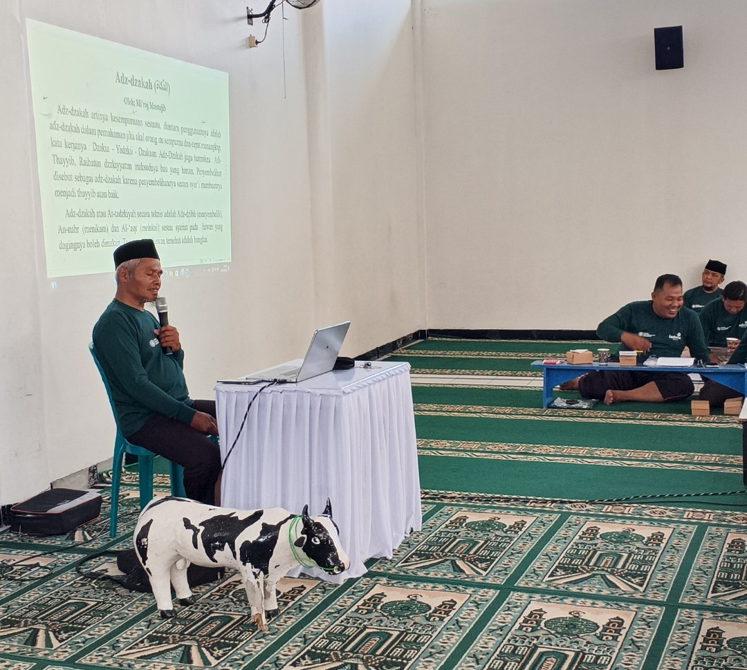 Untuk Memastikan Pelaksanaan Qurban Syar'i, Muhammadiyah Wonosobo Gelar Pelatihan Sembelih Halal dan Launching JagalMu Wonosobo - Gambar 17