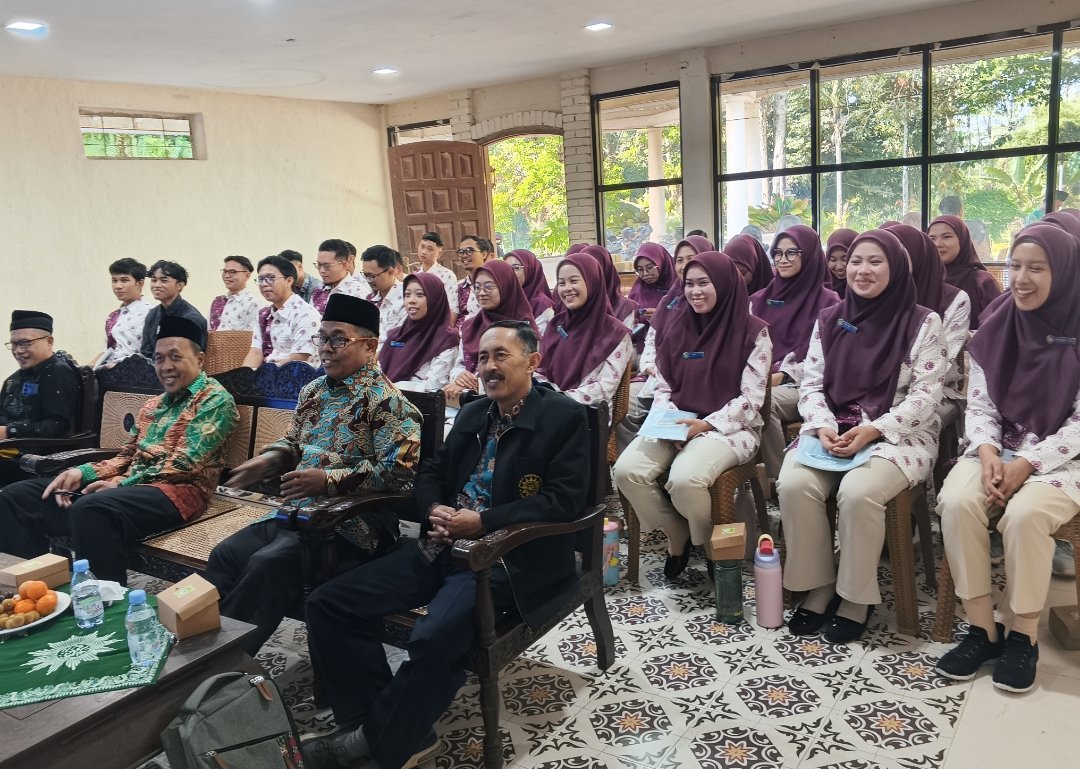 Meneguhkan Ideologi dan Pelayanan Unggul Islami, Puluhan Karyawan RS PKU Muhammadiyah Wonosobo Ikuti Baitul Arqam di Lodji Marong - Gambar 6