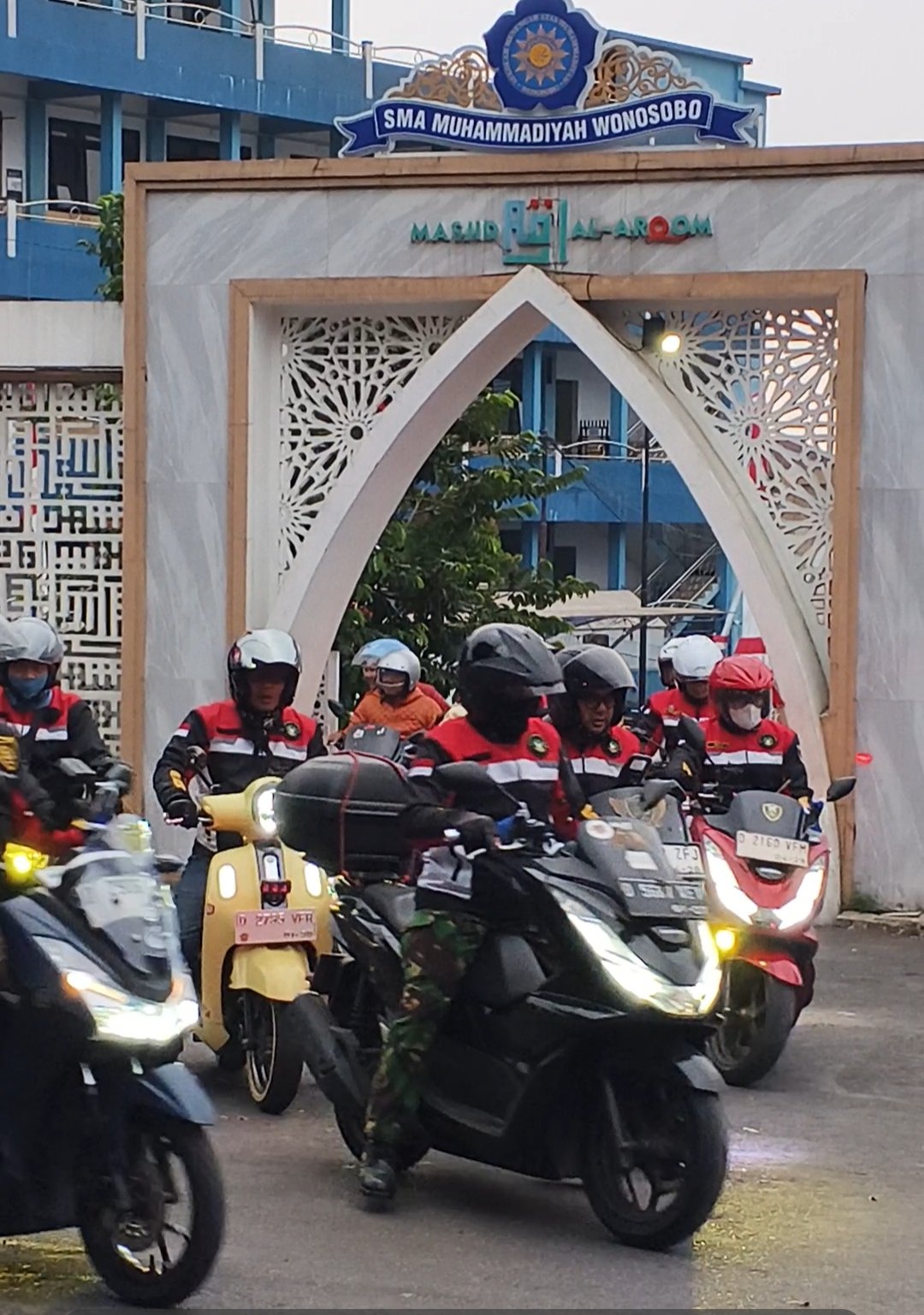 Sambut 31 BikersMu Kabupaten Bandung di Wonosobo, Ustadz Zaenuri Kupas 'Ayat Touring' Qs. Al-Mulk 15 - Gambar 13