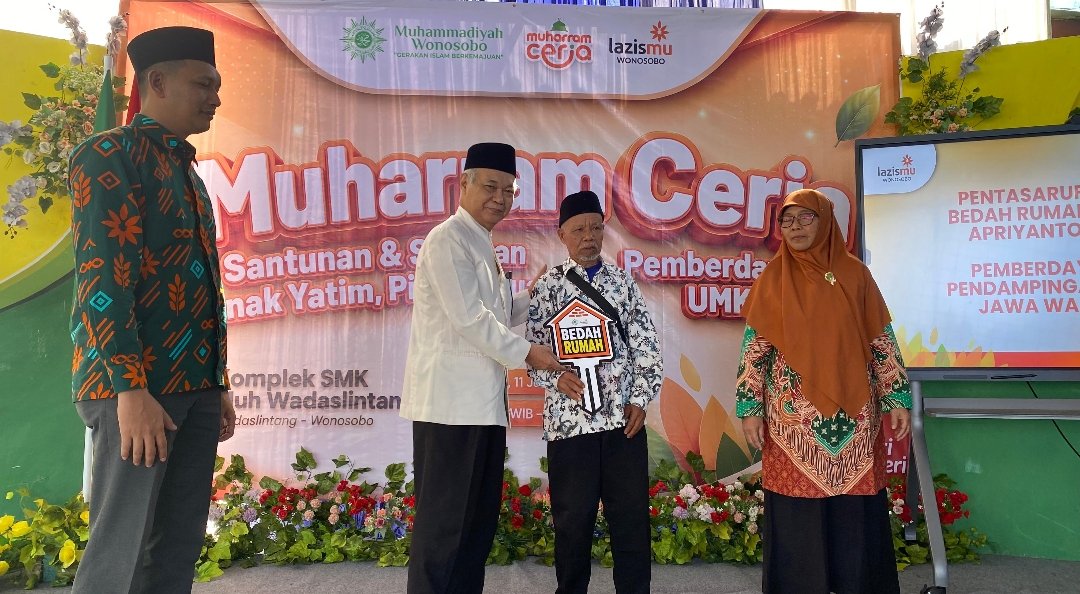Muharram Ceria Lazismu Wonosobo Di Wadaslintang : Dari Sunatan Massal, Bedah Rumah, hingga Pemberdayaan Petani Gula Jawa - Gambar 2