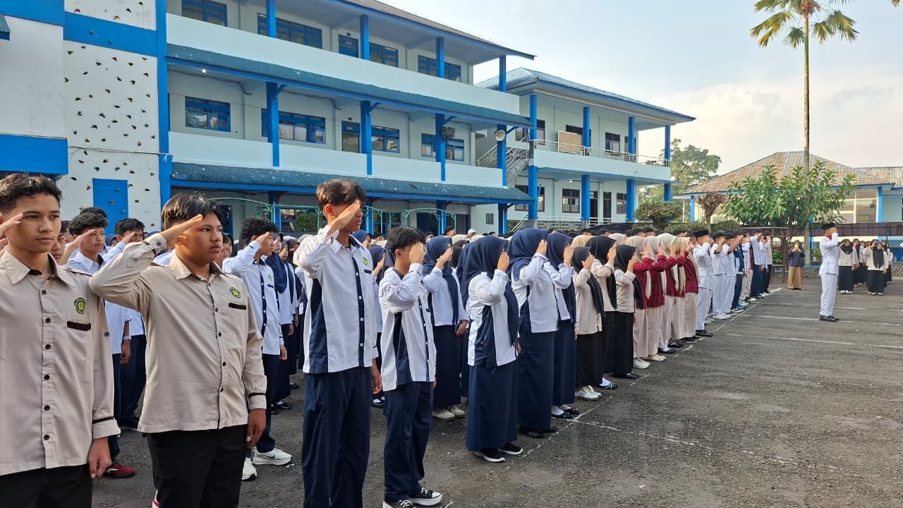 Kartini Masa Kini: Semangat Emansipasi dan Prestasi Menggema di SMK Mutu Wonosobo - Gambar 3
