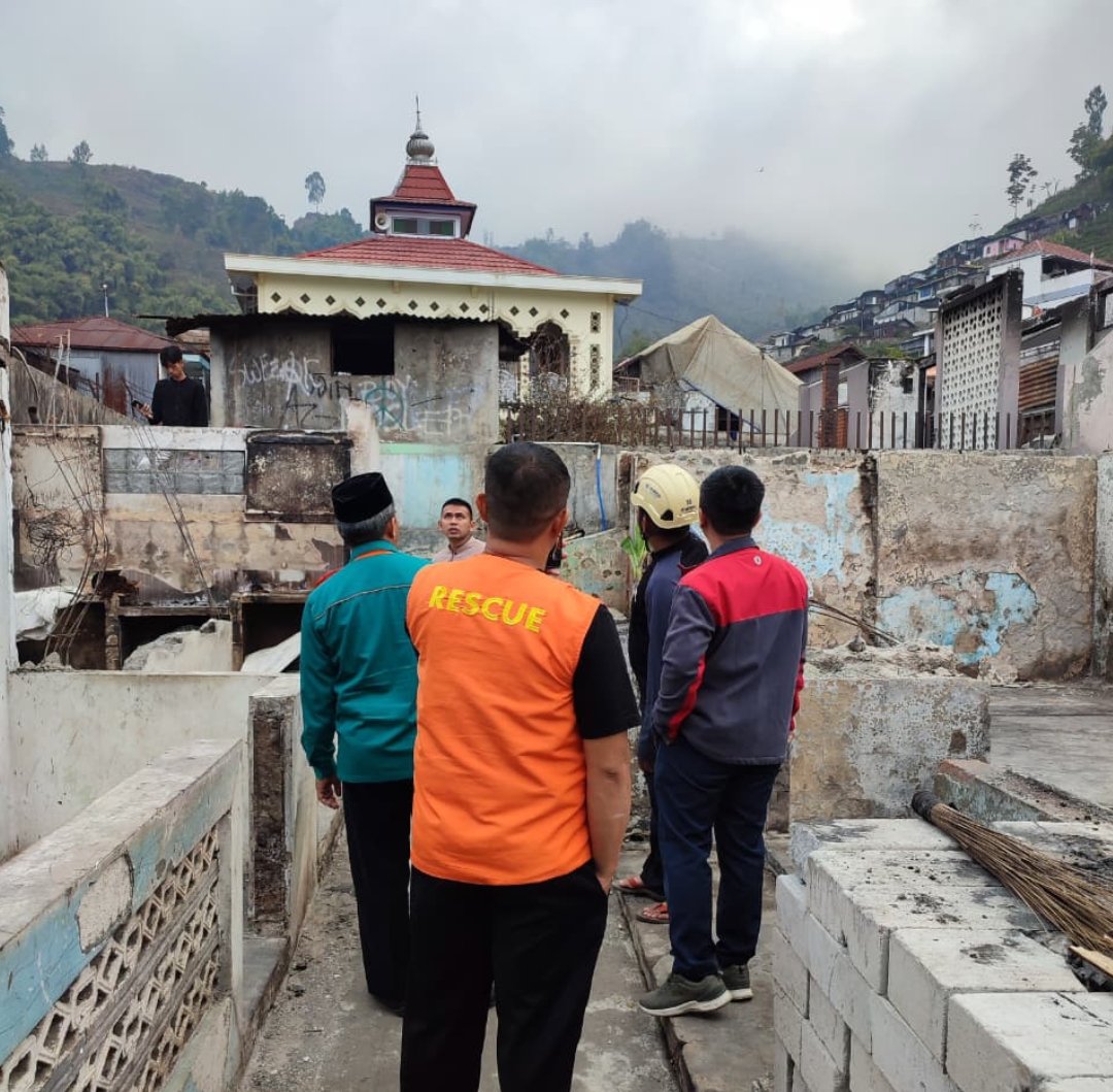 LRB-MDMC Terus Bergerak Penyaluran Bantuan dan Logistik Serta Bersinergi Dengan Berbagai Pihak - Gambar 6