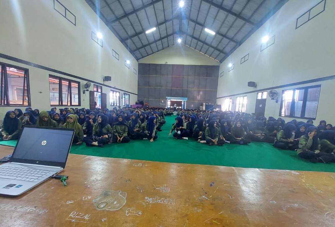 BIKKSA PDA 'Aisyiyah Wonosobo Kembali Gelar Kunjungan Ketiga Goes to School Tahun 2026 di SMADIWA - Gambar 7