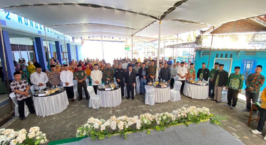 Muharram Ceria Lazismu Wonosobo Di Wadaslintang : Dari Sunatan Massal, Bedah Rumah, hingga Pemberdayaan Petani Gula Jawa - Gambar 4