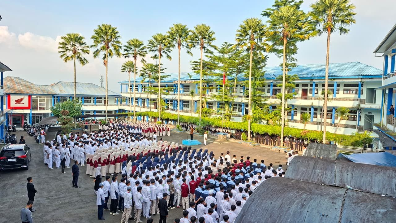 Kartini Masa Kini: Semangat Emansipasi dan Prestasi Menggema di SMK Mutu Wonosobo - Gambar 4